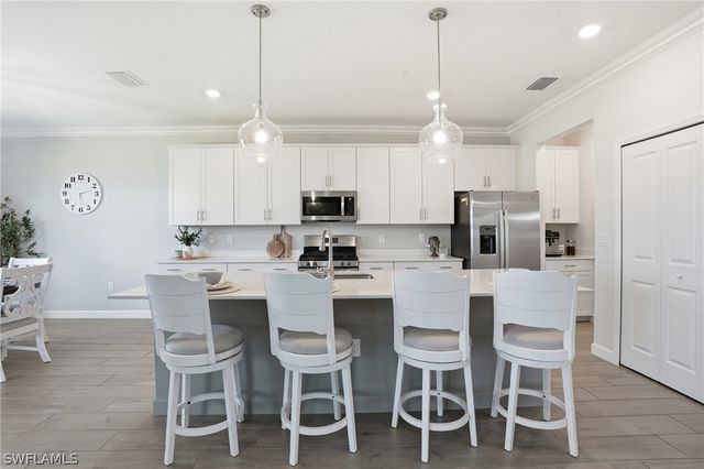 18242 Ridgeline DR, Estero, FL 33928