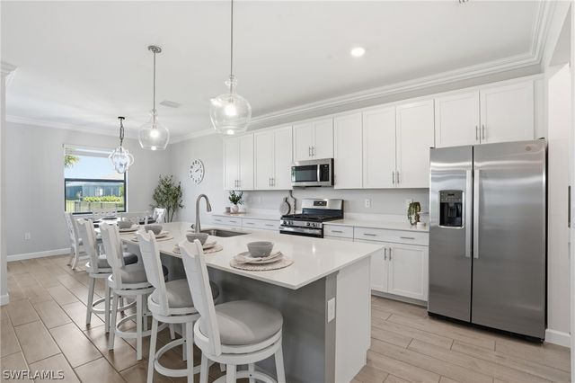 18242 Ridgeline DR, Estero, FL 33928