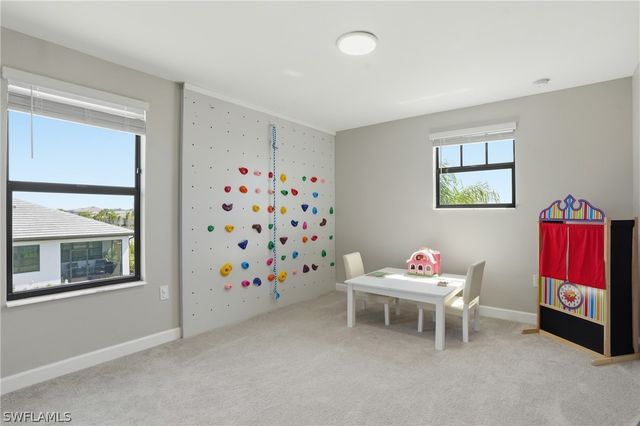 18242 Ridgeline DR, Estero, FL 33928