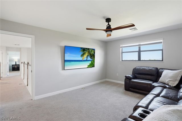 18242 Ridgeline DR, Estero, FL 33928