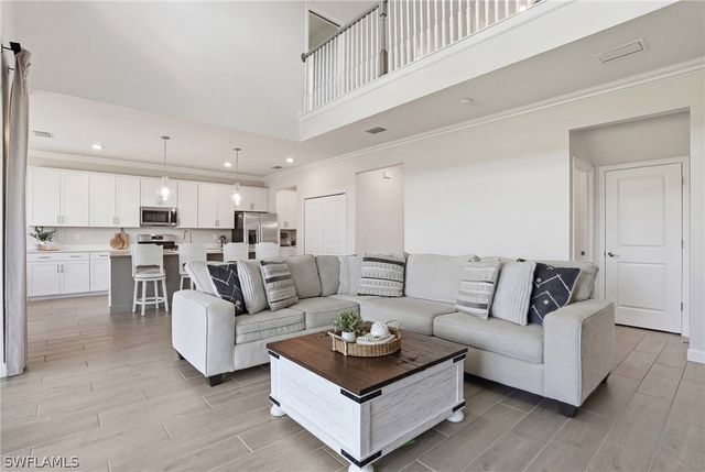 18242 Ridgeline DR, Estero, FL 33928