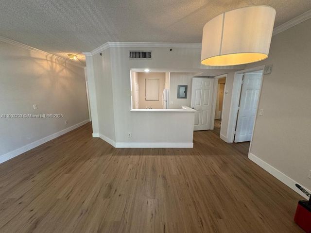 3245 NE 184th St 13310, Aventura, FL 33160