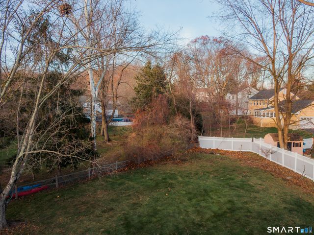 845 Mountain Laurel Road, Fairfield, CT 06824