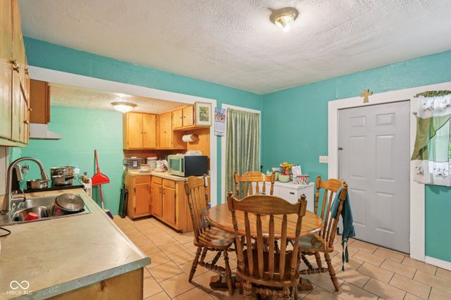 1129 Trowbridge Street, Indianapolis, IN 46203