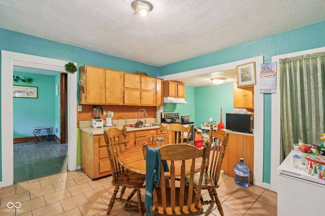 1129 Trowbridge Street, Indianapolis, IN 46203