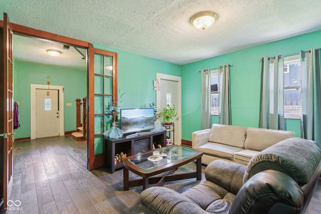1129 Trowbridge Street, Indianapolis, IN 46203
