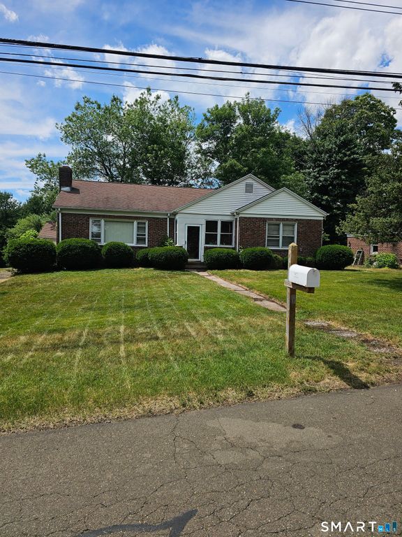 849 Wintergreen Avenue, Hamden, CT 06514
