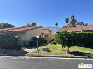 2657 N Whitewater Club Drive, Palm Springs, CA 92262