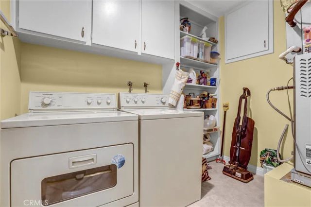 18242 Burbank Boulevard 8, Tarzana, CA 91356