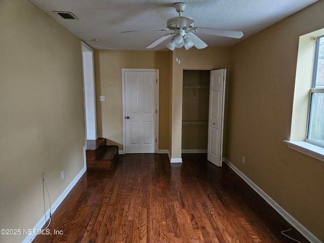 5758 OLIVER Street, Jacksonville, FL 32211
