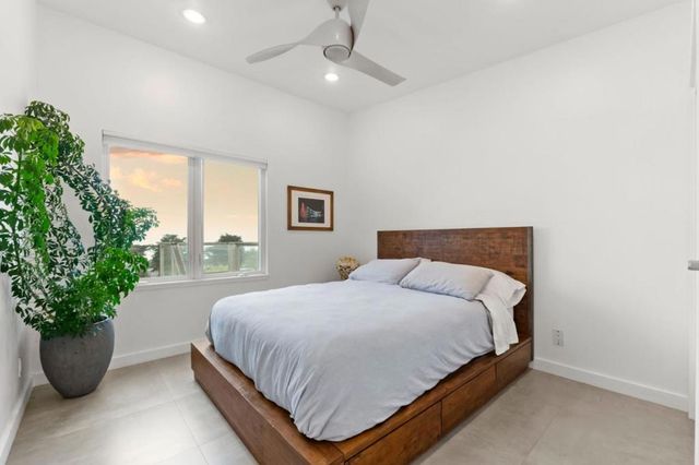 430 Farallon Avenue, Pacifica, CA 94044