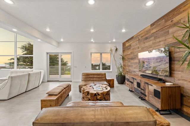 430 Farallon Avenue, Pacifica, CA 94044