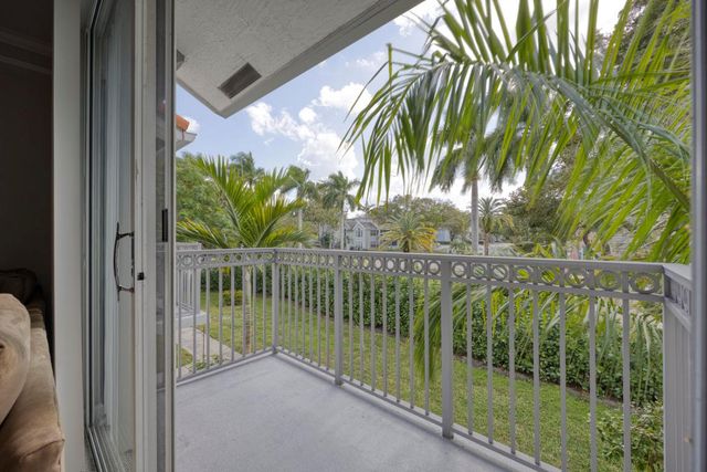 2020 Alta Meadows Lane 503, Delray Beach, FL 33444