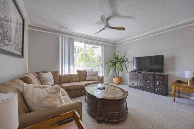 2020 Alta Meadows Lane 503, Delray Beach, FL 33444