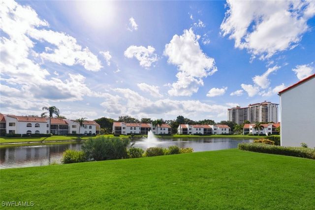 571 Beachwalk CIR S201, Naples, FL 34108