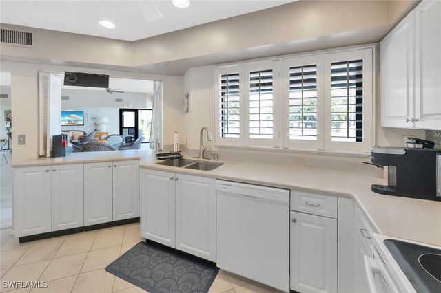 571 Beachwalk CIR S201, Naples, FL 34108