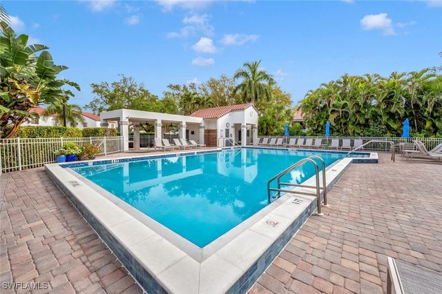 571 Beachwalk CIR S201, Naples, FL 34108