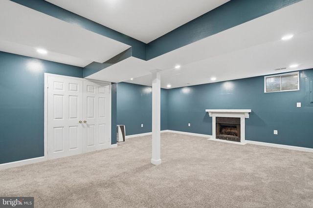 12120 STONEFORD DR, Woodbridge, VA 22192