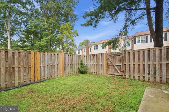 12120 STONEFORD DR, Woodbridge, VA 22192