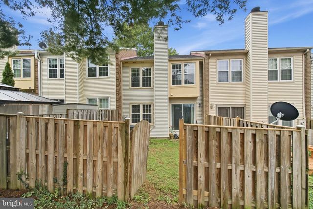 12120 STONEFORD DR, Woodbridge, VA 22192