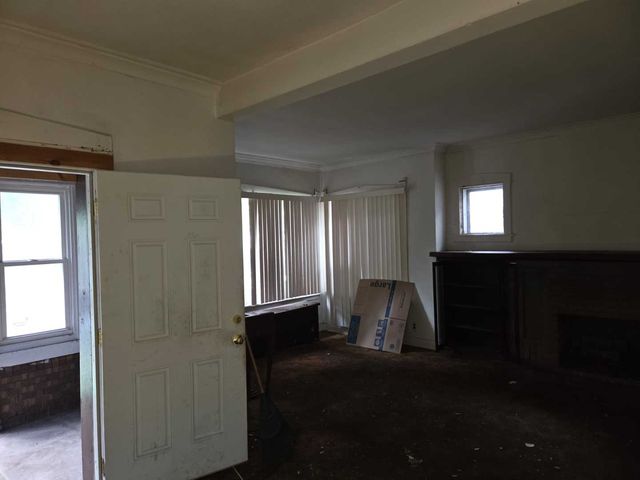 7634 S Loomis Boulevard, Chicago, IL 60620
