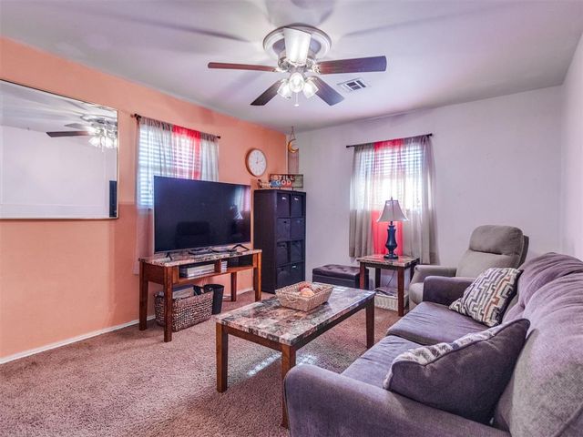 11012 Greystone Avenue, The Village, OK 73120