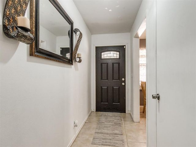 11012 Greystone Avenue, The Village, OK 73120