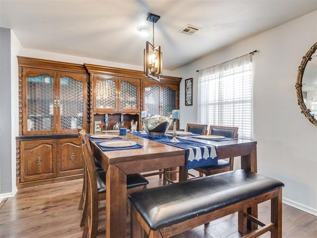 11012 Greystone Avenue, The Village, OK 73120