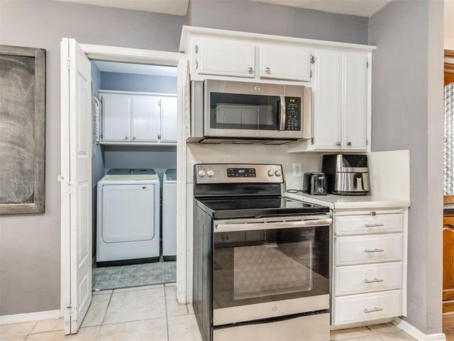 11012 Greystone Avenue, The Village, OK 73120