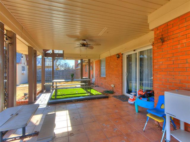 11012 Greystone Avenue, The Village, OK 73120