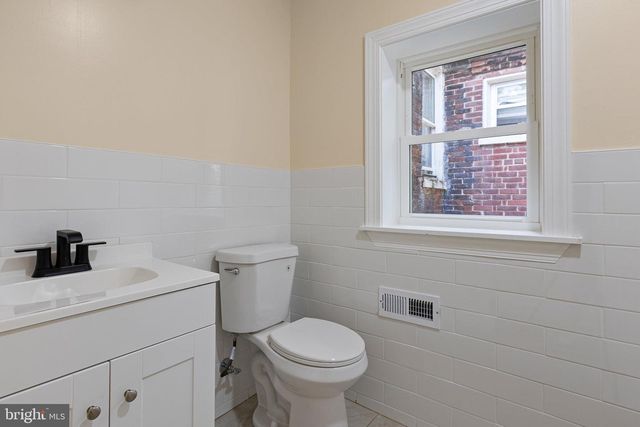 1215 W 2ND ST, Wilmington, DE 19805