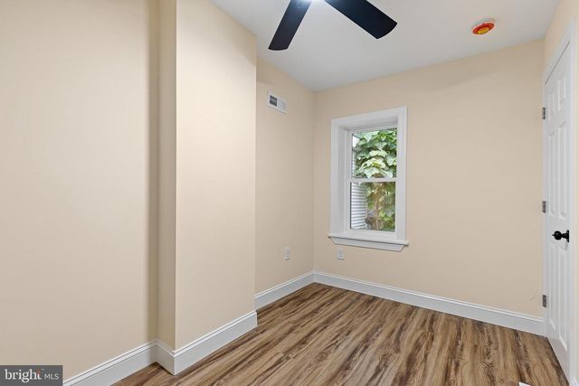 1215 W 2ND ST, Wilmington, DE 19805