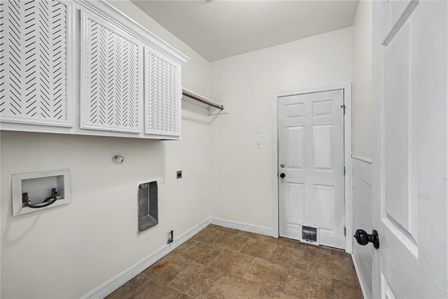 2622 Date Palm Dr, Corpus Christi, TX 78418