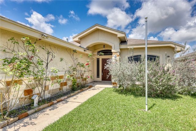 2622 Date Palm Dr, Corpus Christi, TX 78418