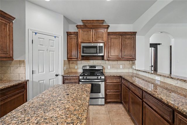 2622 Date Palm Dr, Corpus Christi, TX 78418