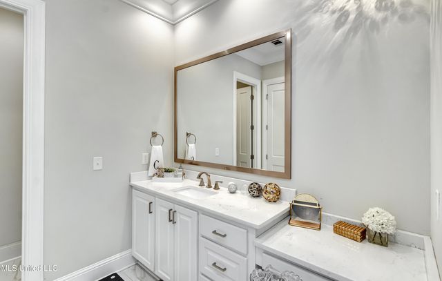 112 Honours Drive, Madison, MS 39110