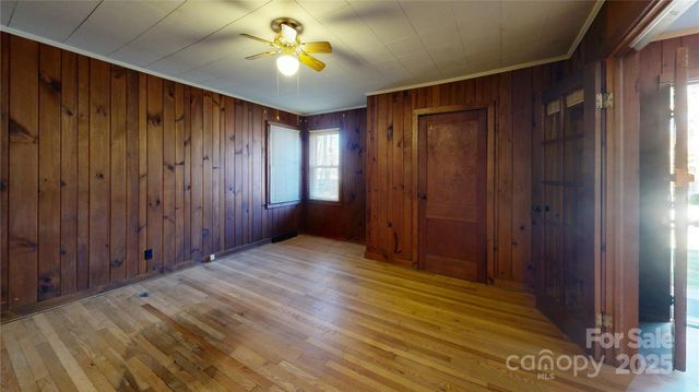 331 Probart Street, Brevard, NC 28712