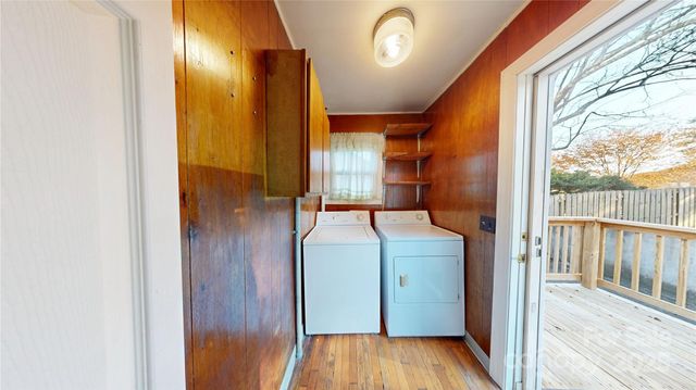 331 Probart Street, Brevard, NC 28712