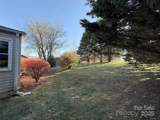 331 Probart Street, Brevard, NC 28712