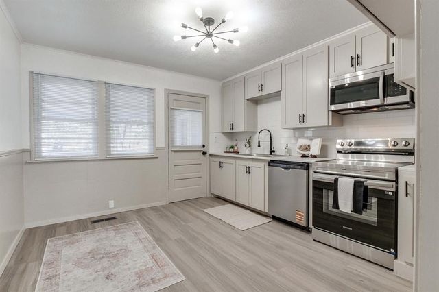 413 Russell Drive, Oklahoma City, OK 73110