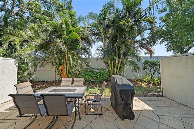 3405 54TH DRIVE W 102, Bradenton, FL 34210