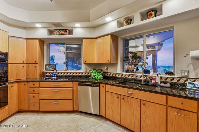 2932 Winter Set Road, Las Cruces, NM 88005