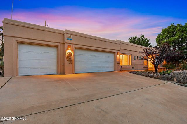 2932 Winter Set Road, Las Cruces, NM 88005