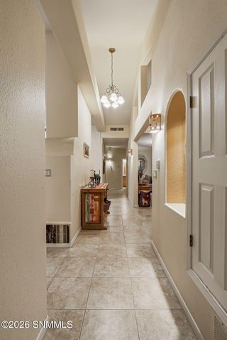 2932 Winter Set Road, Las Cruces, NM 88005