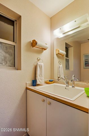 2932 Winter Set Road, Las Cruces, NM 88005