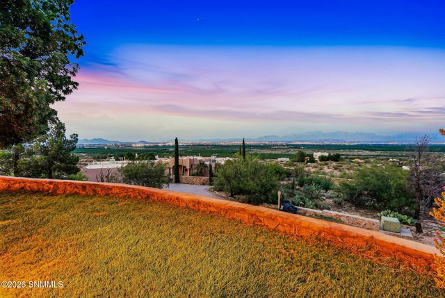 2932 Winter Set Road, Las Cruces, NM 88005