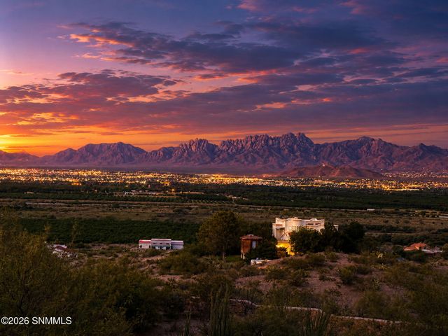 2932 Winter Set Road, Las Cruces, NM 88005