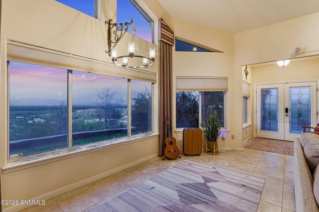2932 Winter Set Road, Las Cruces, NM 88005