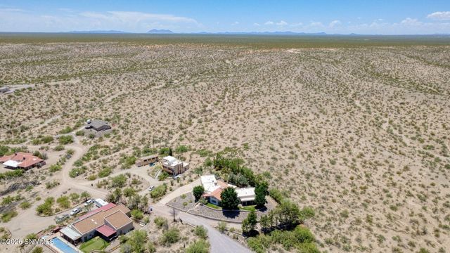 2932 Winter Set Road, Las Cruces, NM 88005