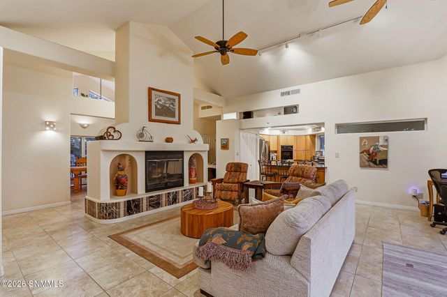 2932 Winter Set Road, Las Cruces, NM 88005